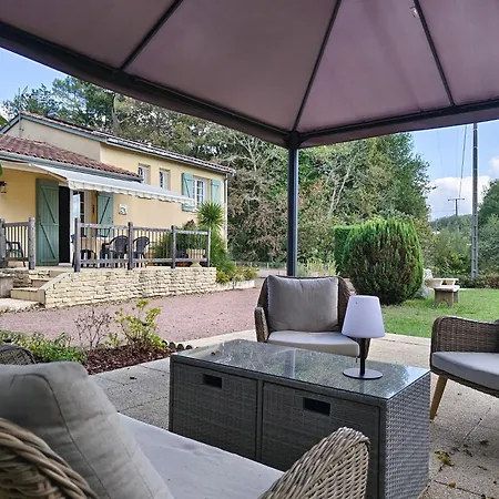 Le Petit Wren - Avec Piscine Et Vue Holiday home *