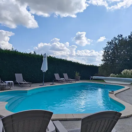 Le Petit Wren - Avec Piscine Et Vue Holiday home *