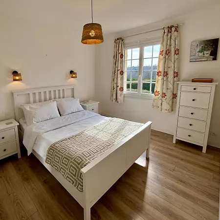 Le Petit Wren - Avec Piscine Et Vue Holiday home *